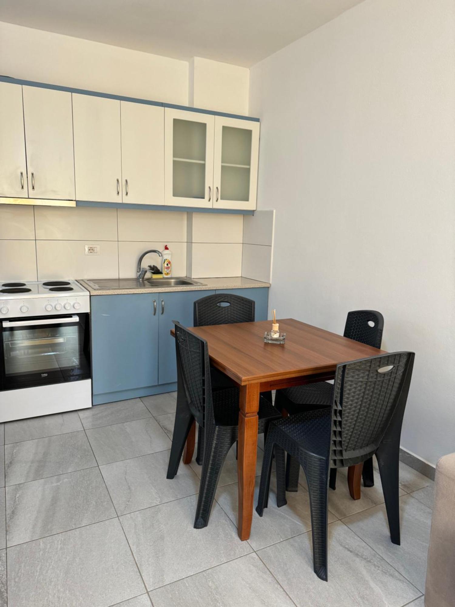 L.T. Noy'S Apartment Sarandë 外观 照片